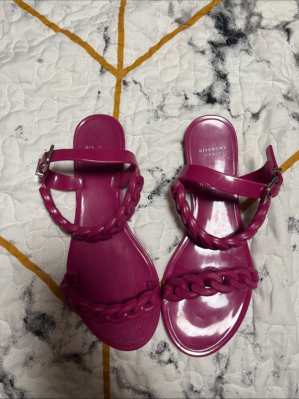 Givenchy Fuchsia Braided-Chain Jelly Sandals